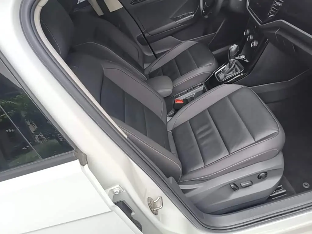 Volkswagen T-ROC 2023 — Şəkil 20/20