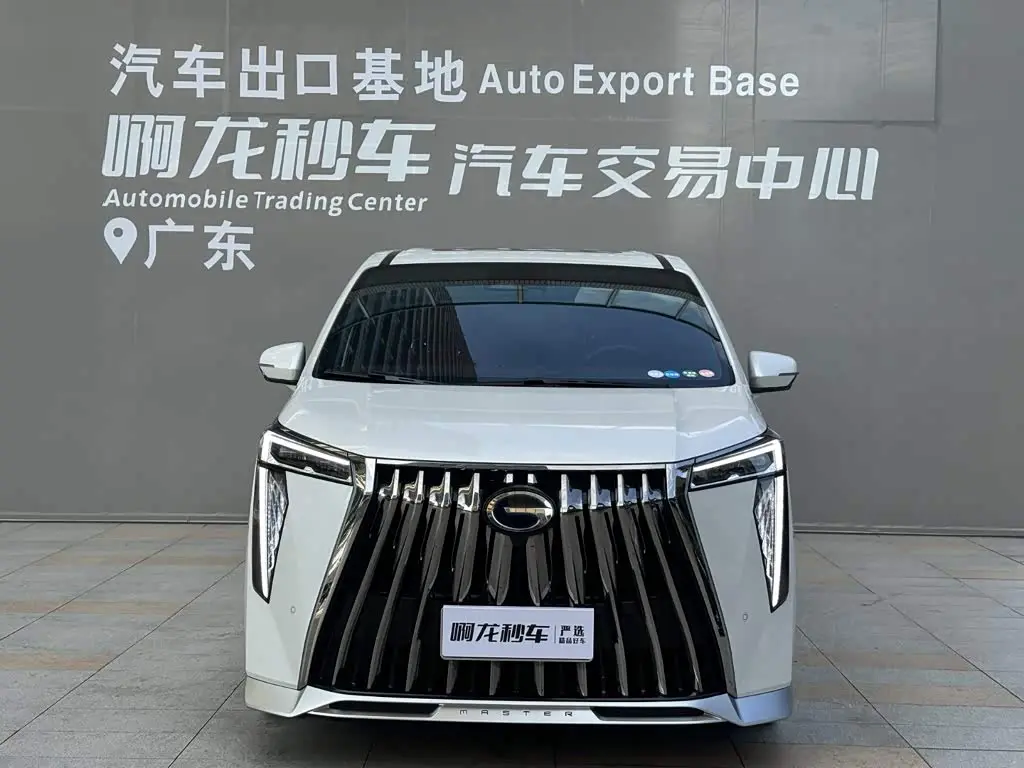 GAC Trumpchi Trumpchi M8 2023 — Şəkil 2/15