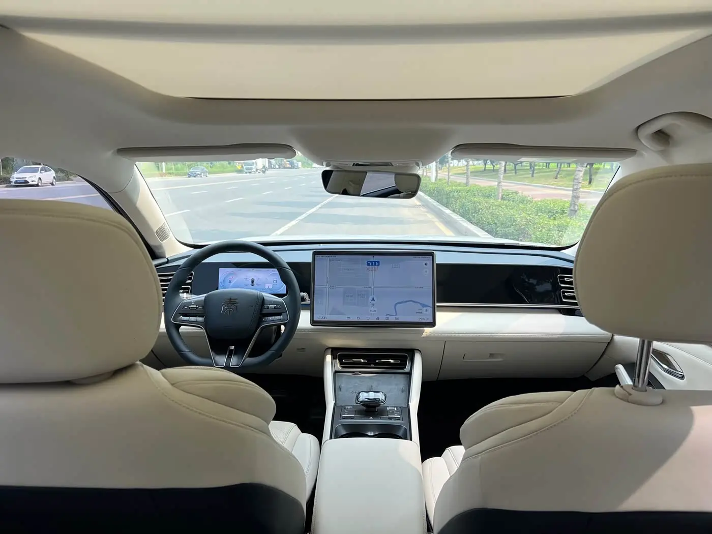 BYD Qin L 2024 — Şəkil 16/20