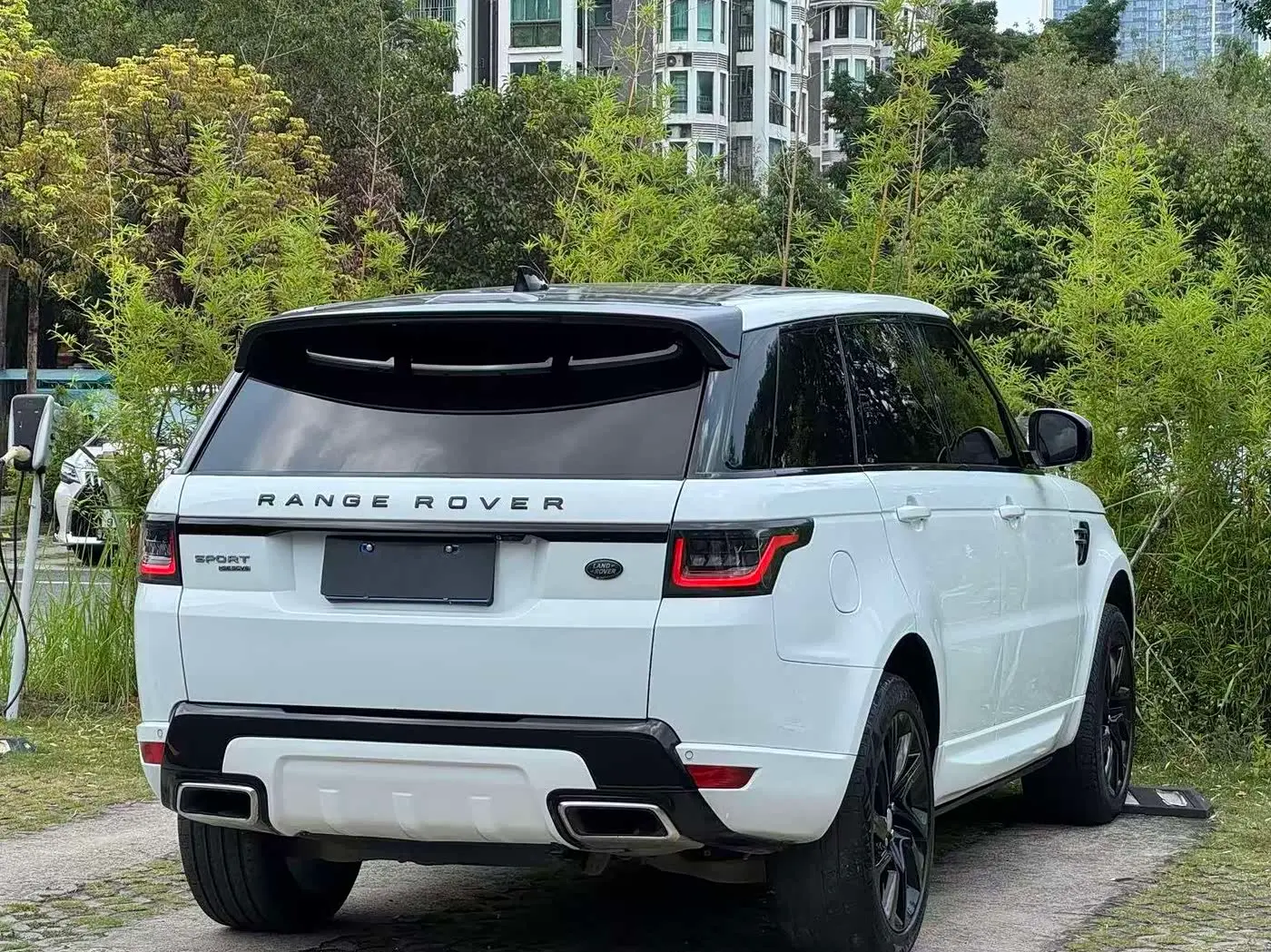 Land Rover Range Rover Sport 2019 — Photo 11/15