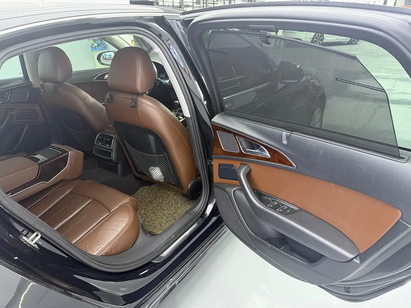 Audi A6L 2016 — Photo 9/15