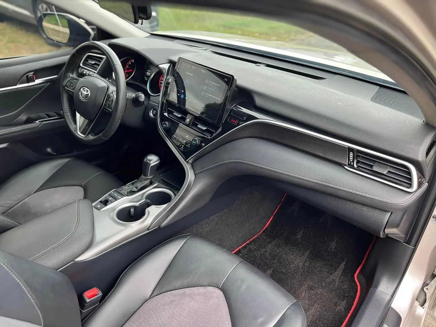 Toyota Camry 2022 — Фото 12/16