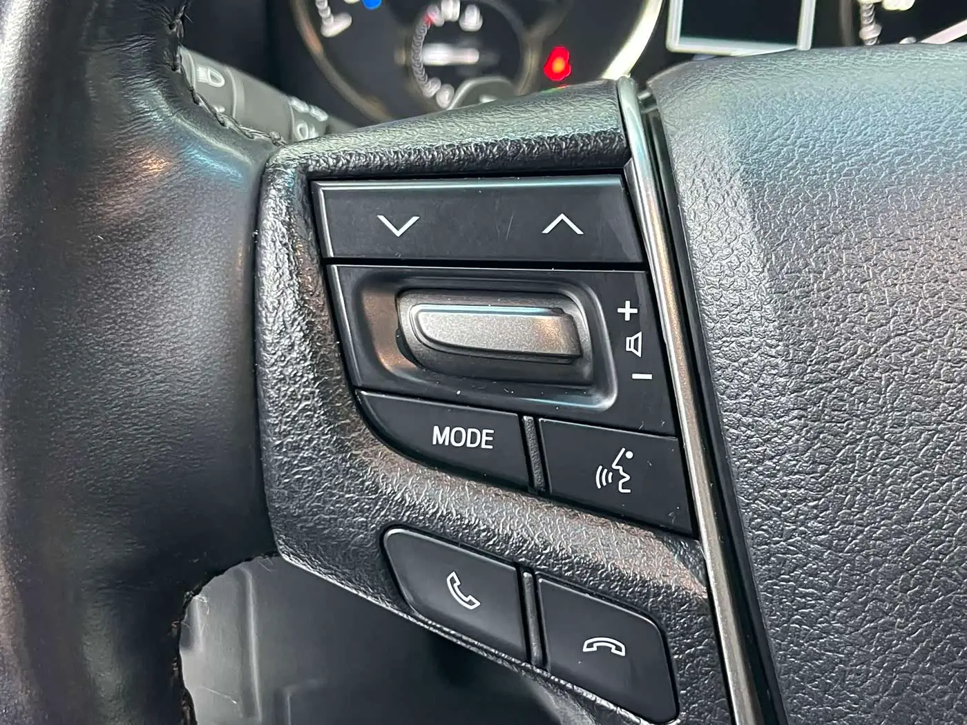 Toyota Vellfire 2022 — Photo 5/20