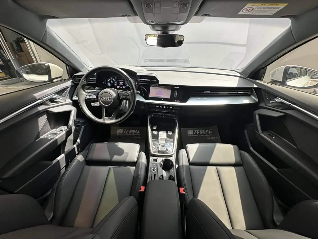 Audi A3 2021 — Photo 6/13