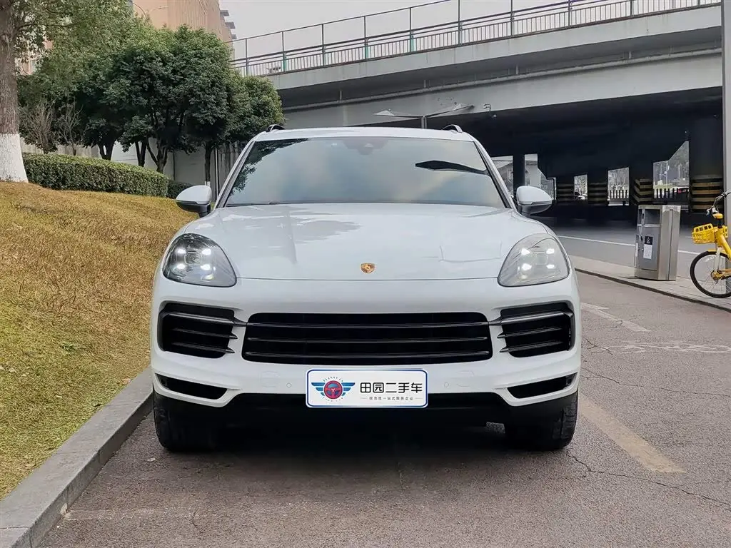 Porsche Cayenne 2019 — Фото 2/11