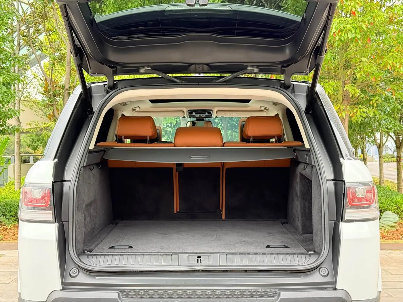 Land Rover Range Rover Sport 2015 — Şəkil 10/20
