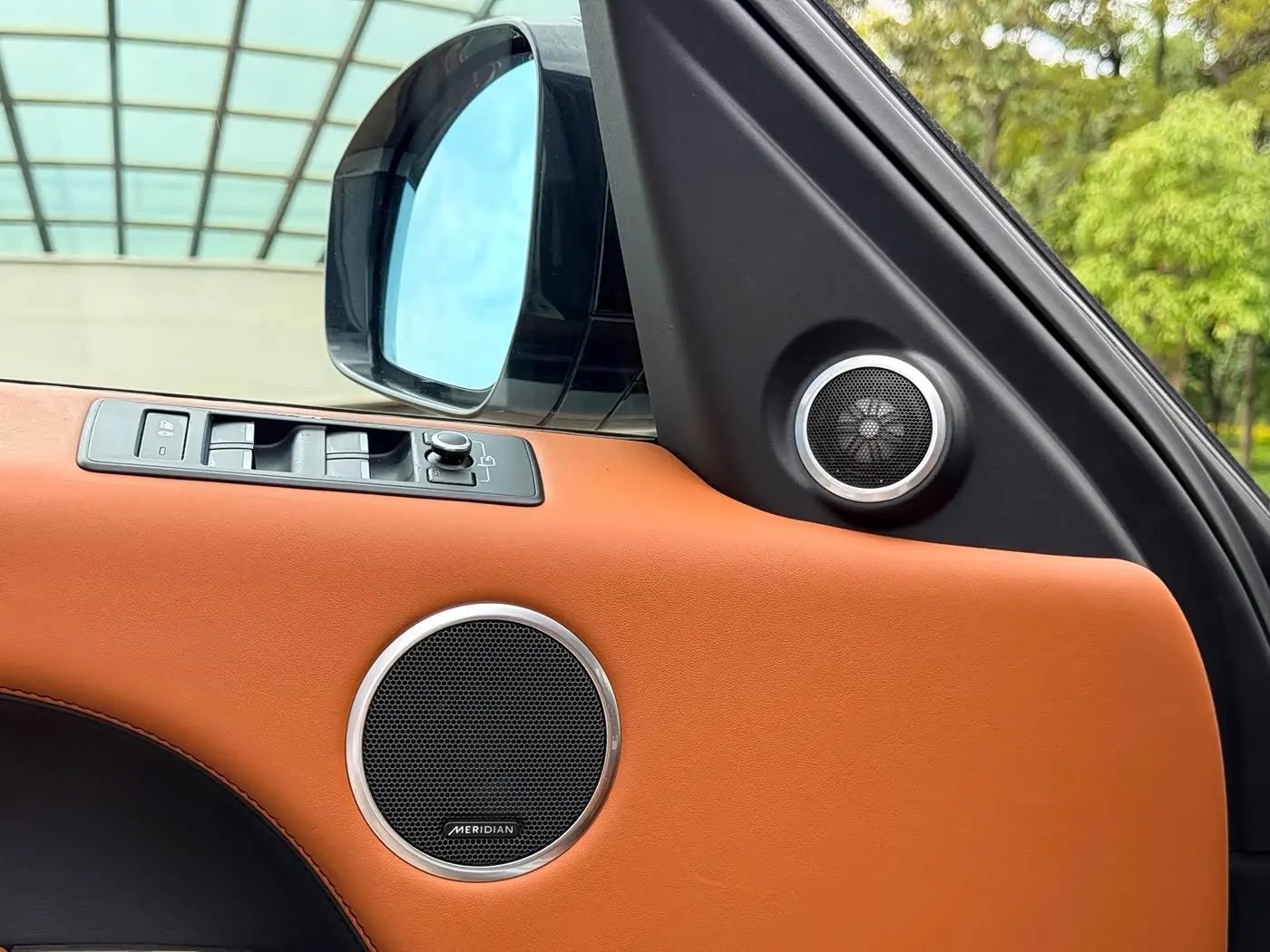 Land Rover Range Rover Sport 2015 — Şəkil 18/20