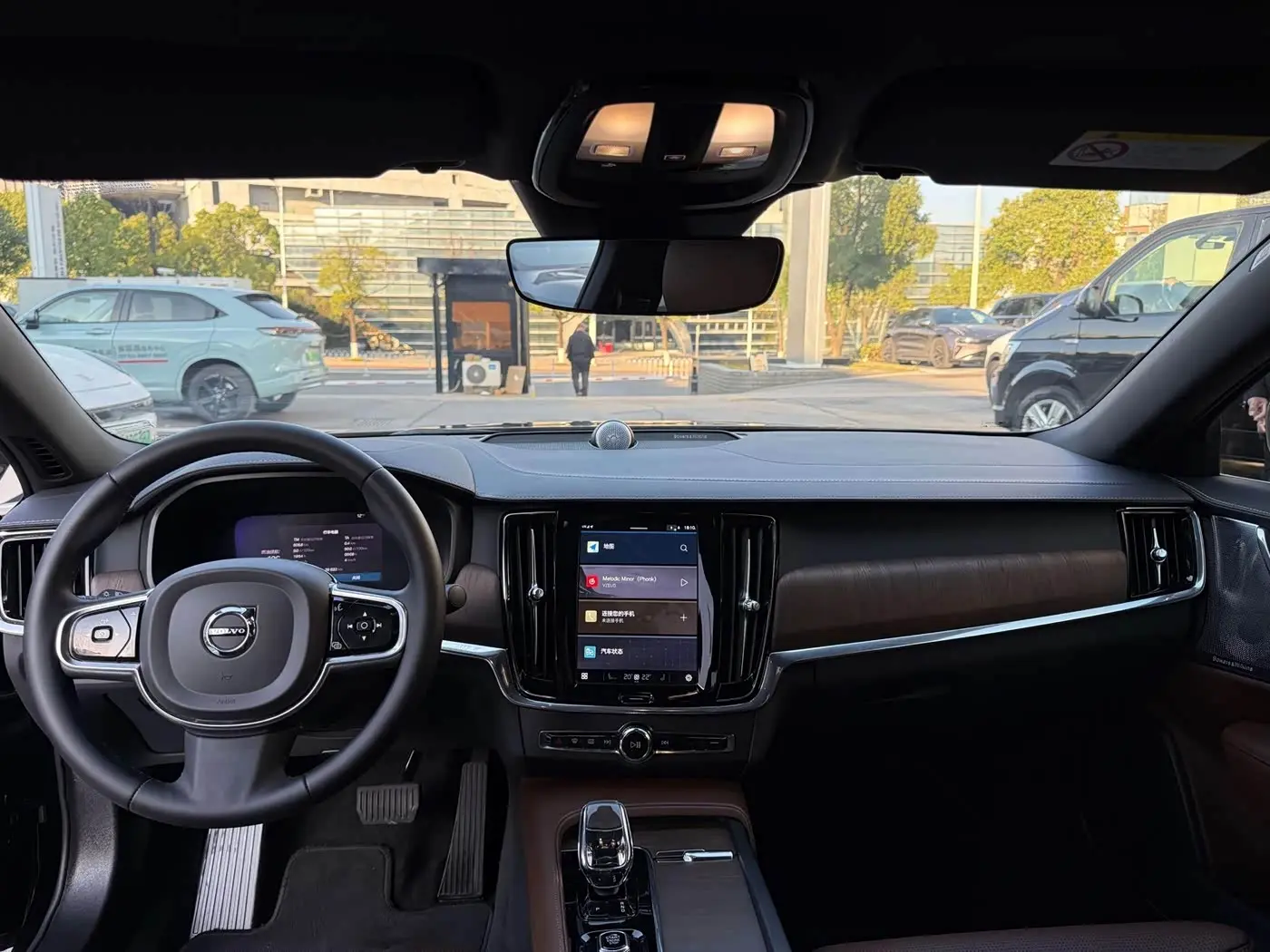 Volvo S90 2023 — ფოტო 11/19