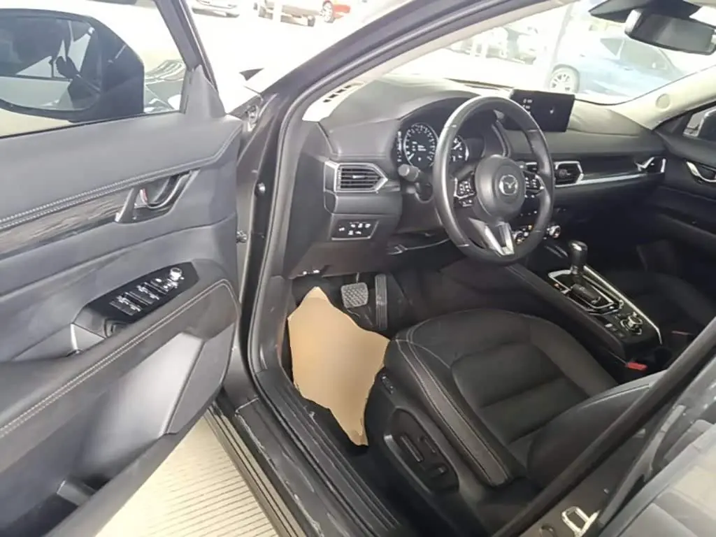 Mazda CX-5 2022 — Photo 16/20