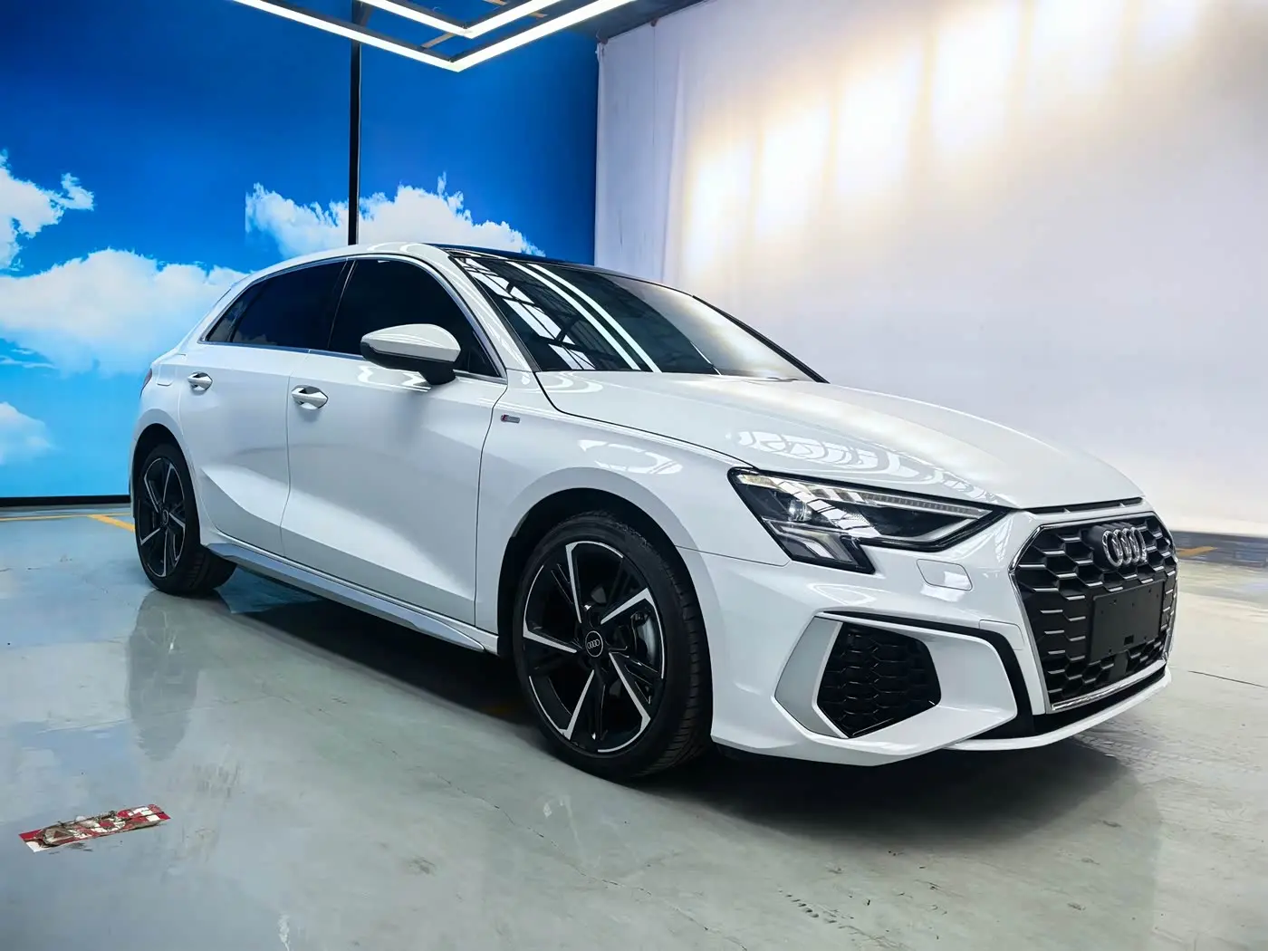 Audi A3 2023 — ფოტო 1/20