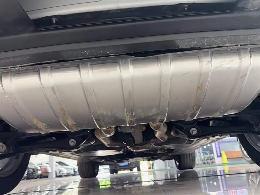 Porsche Cayenne 2017 — Şəkil 20/20