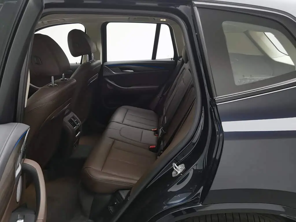 BMW X3 2021 — Şəkil 15/20