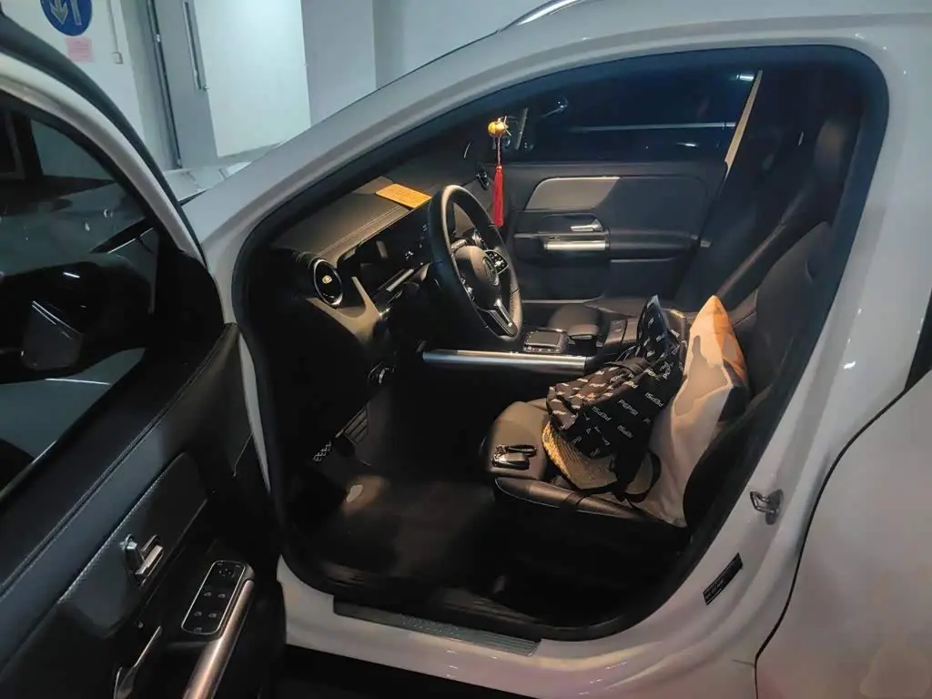 Mercedes-Benz GLA 2021 — Фото 12/20