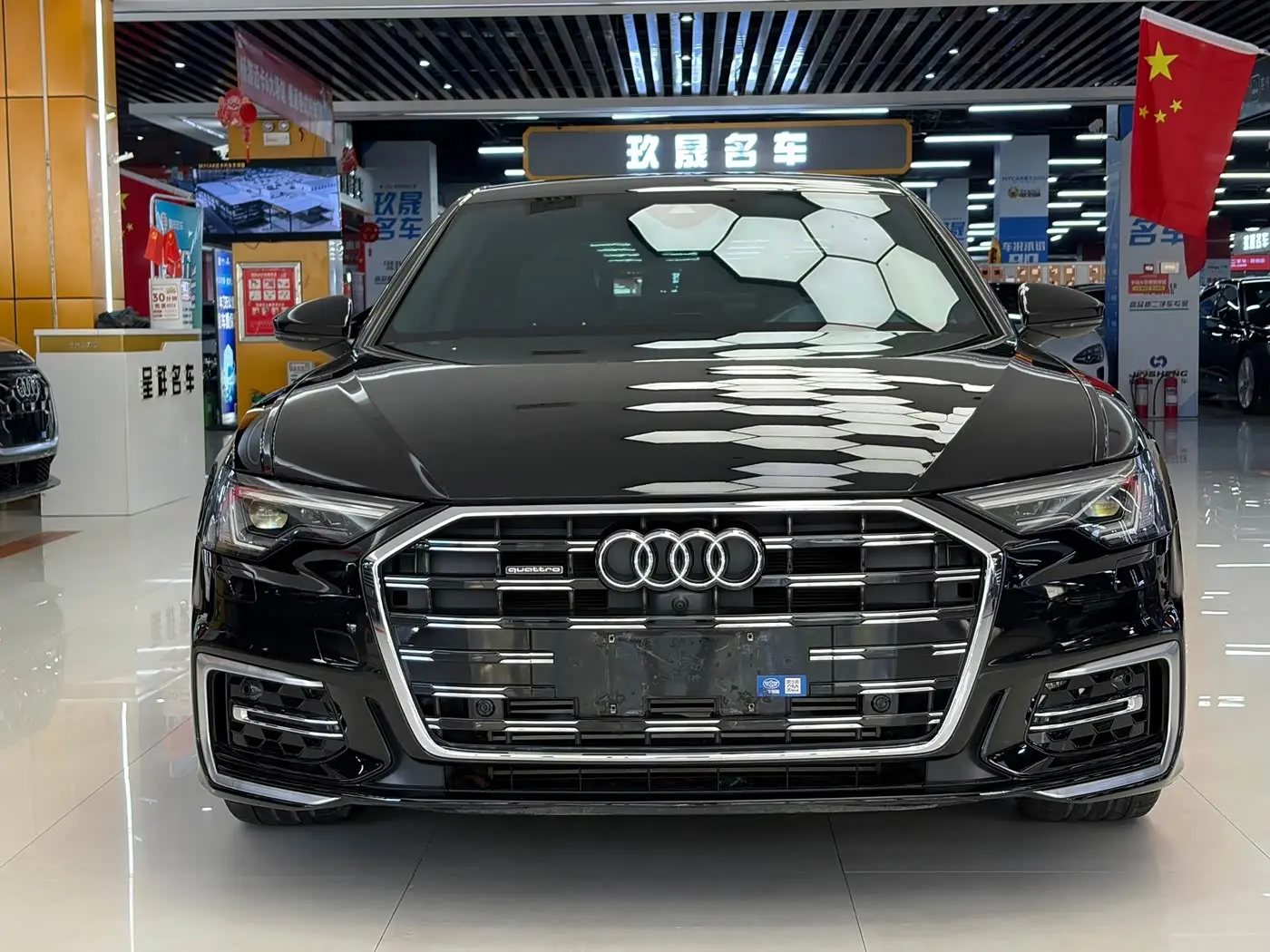 Audi A6L 2024 — Фото 2/15