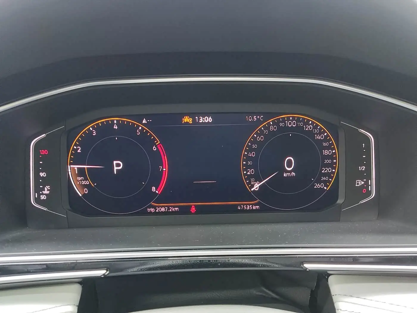 Volkswagen Tiguan L 2023 — Фото 12/18