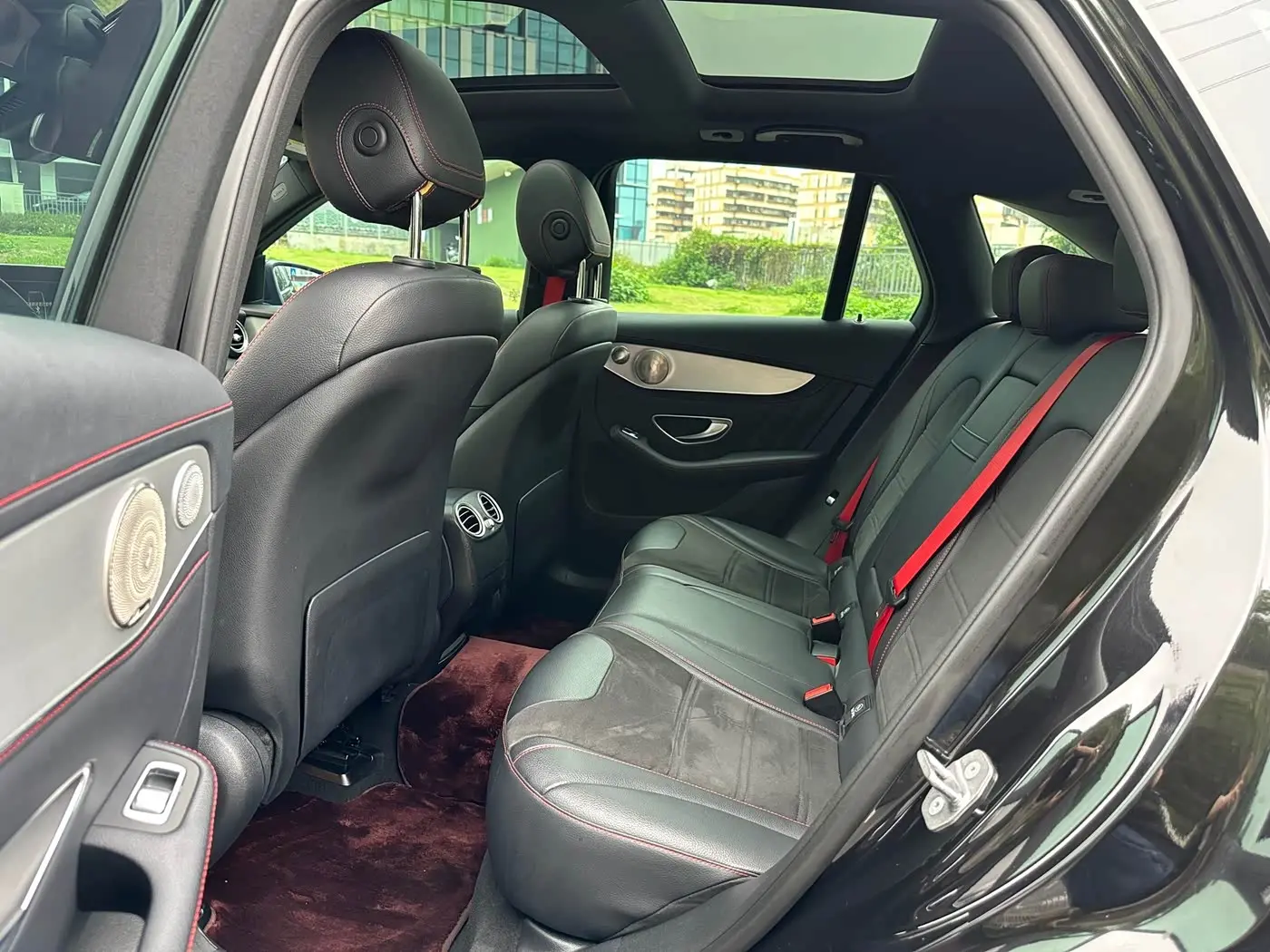 Mercedes-Benz GLC AMG 2018 — Photo 6/19