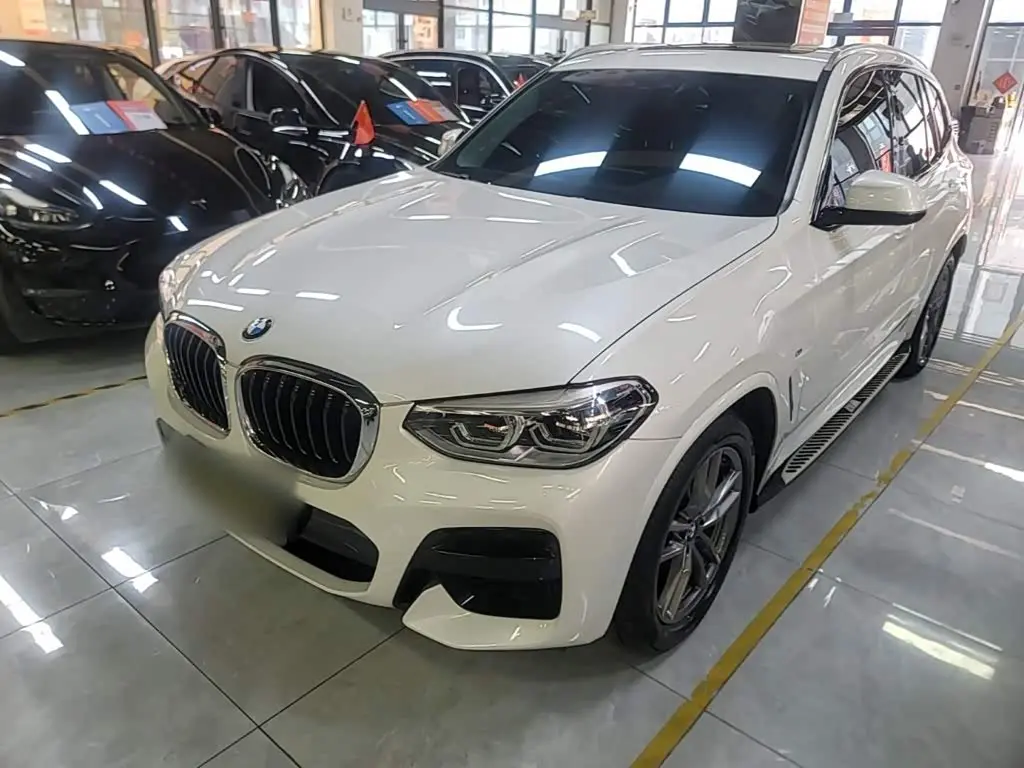 BMW X3 2021 — Фото 2/20