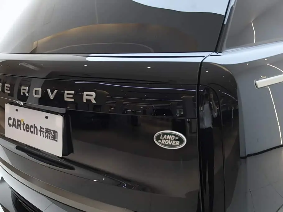 Land Rover Range Rover 2025 — Фото 11/20
