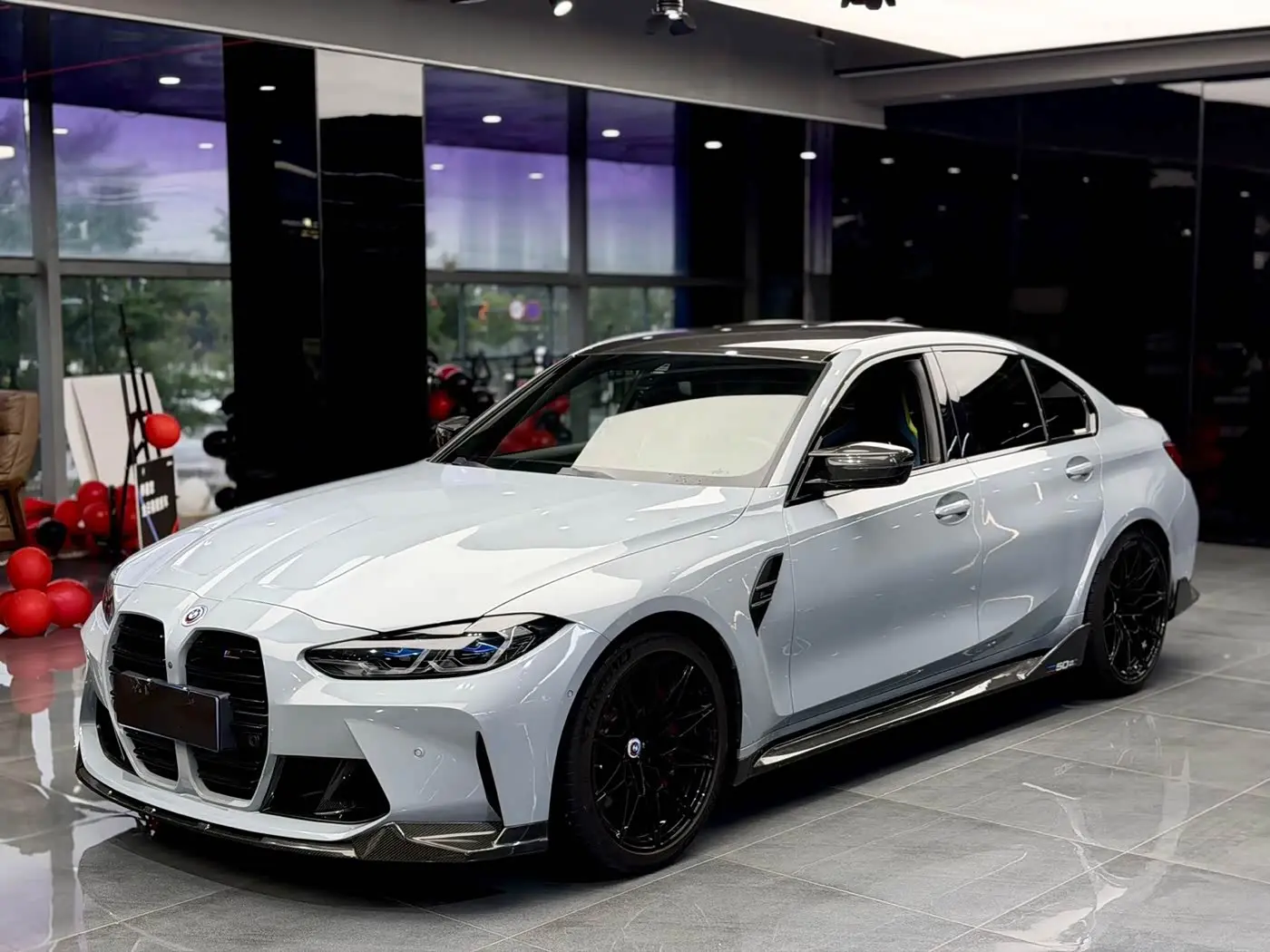 BMW M3 2022 — Фото 1/13