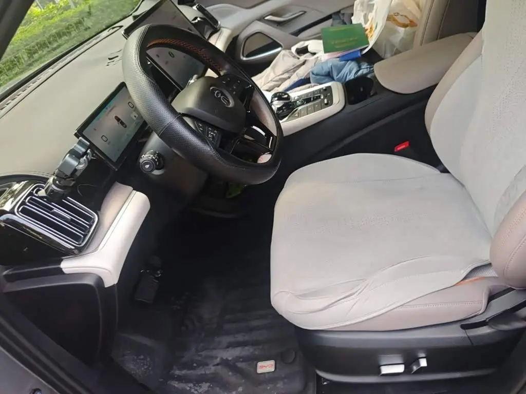 BYD Song Pro New Energy 2024 — Фото 11/20