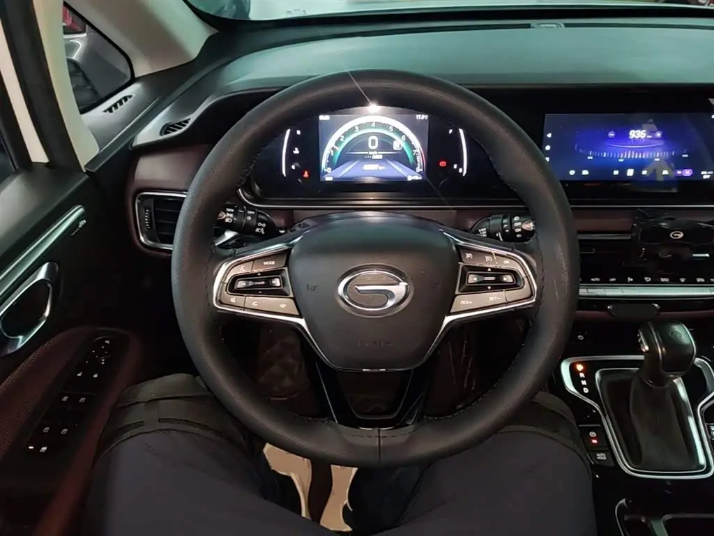 GAC Trumpchi Trumpchi M6 2023 — Фото 11/20