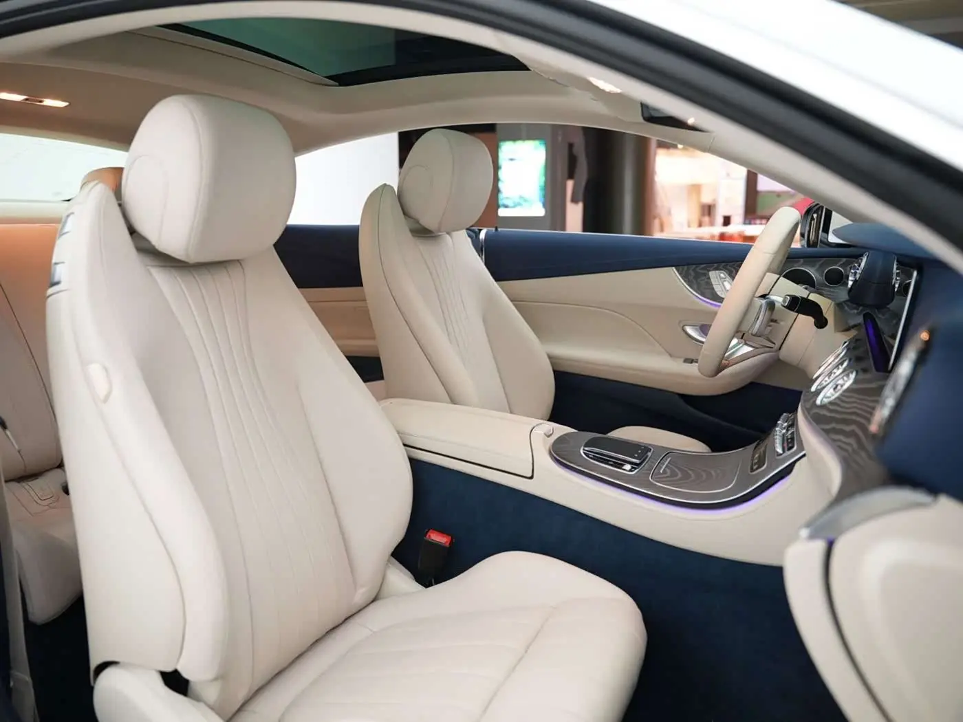 Mercedes-Benz E-Class 2021 — Şəkil 10/20