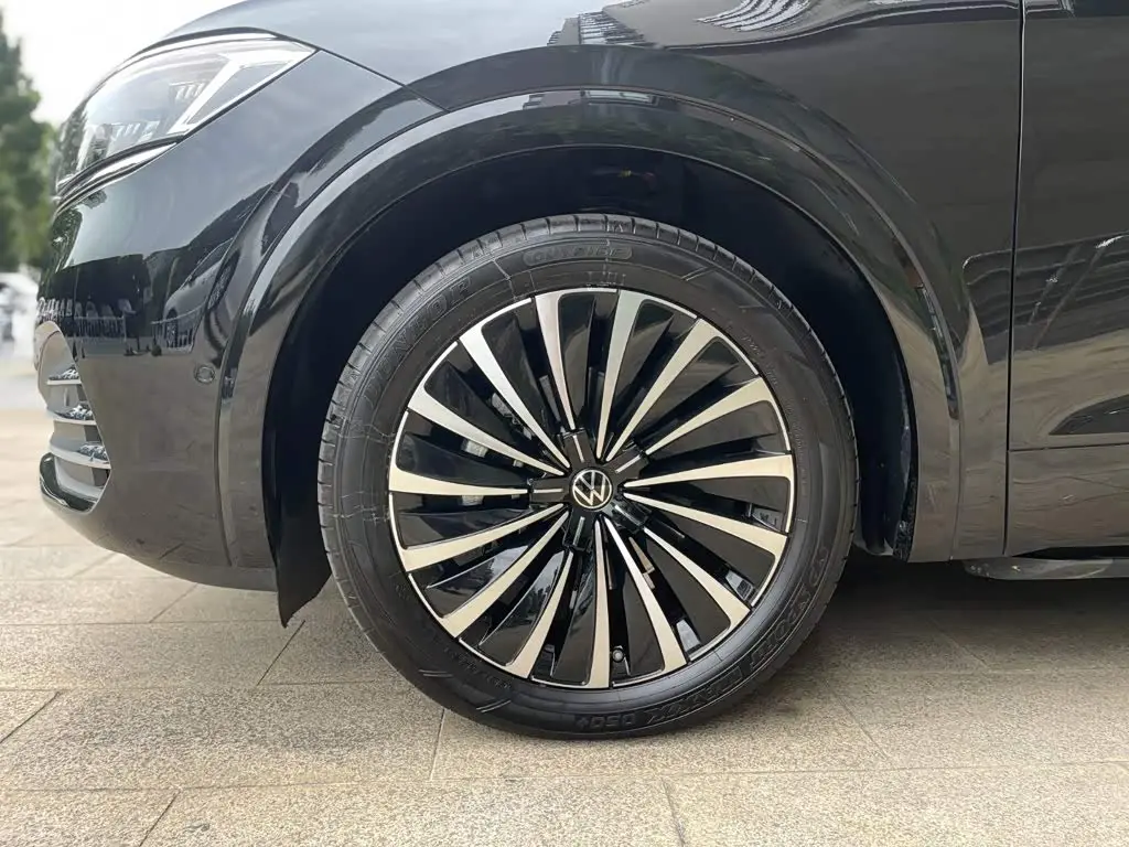 Volkswagen Viloran 2025 — Şəkil 8/18