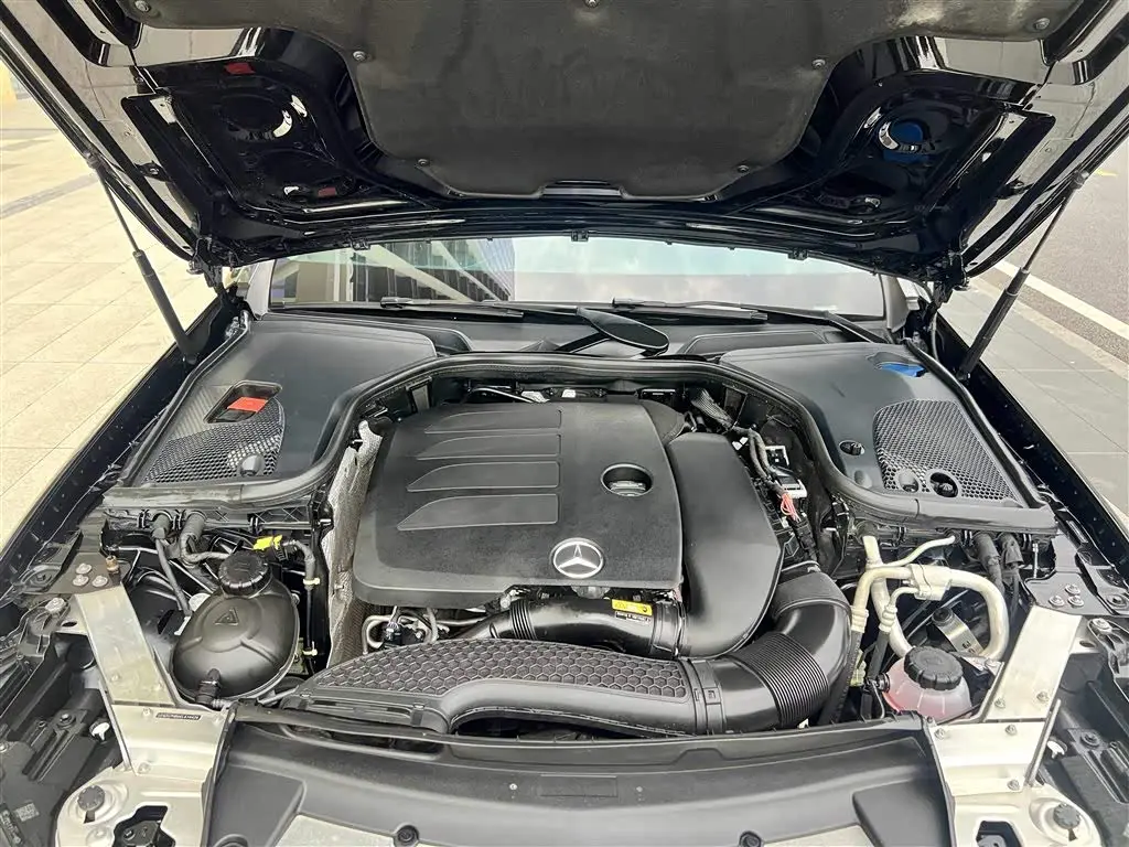 Mercedes-Benz E-Class 2020 — Фото 12/20