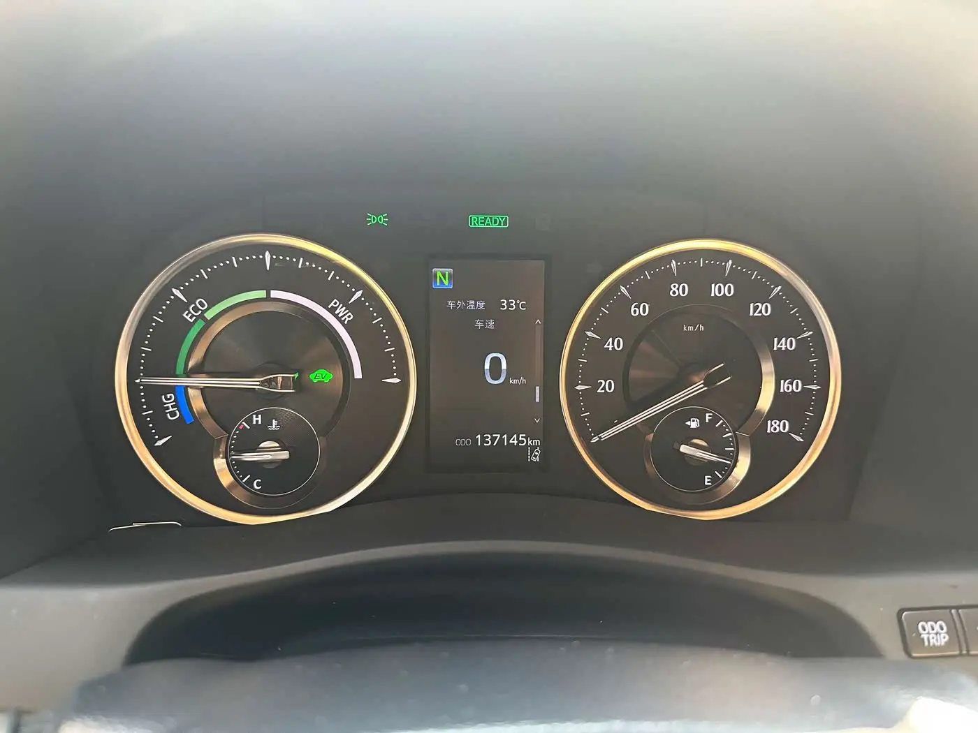 Toyota Vellfire 2022 — Photo 10/19