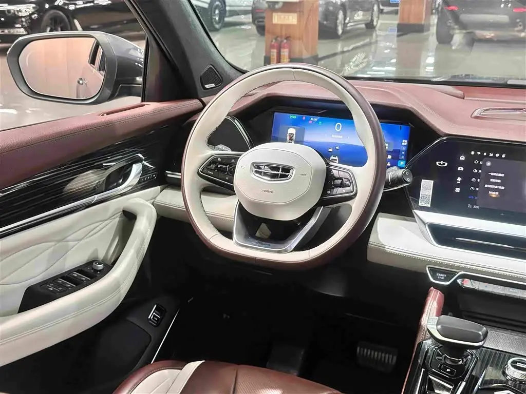 Geely Xingyue L 2023 — Фото 11/20