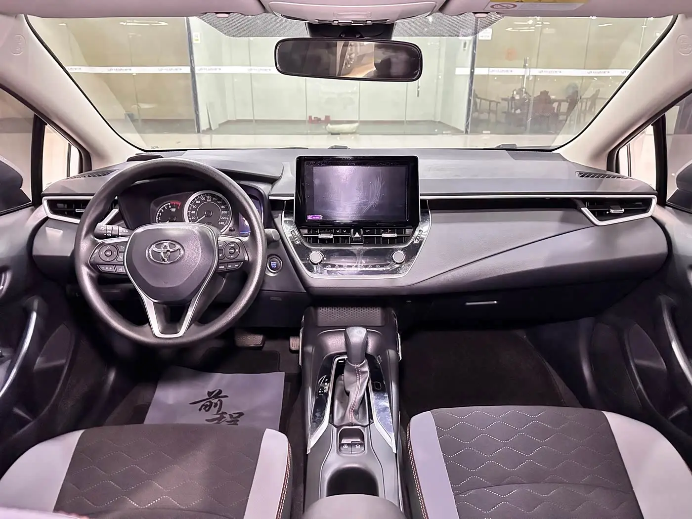 Toyota Corolla 2023 — Photo 7/11