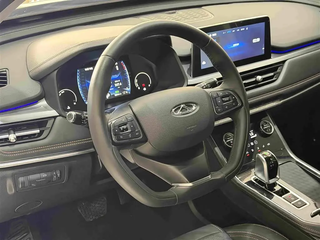 Chery Tiggo 8 2025 — Фото 14/19