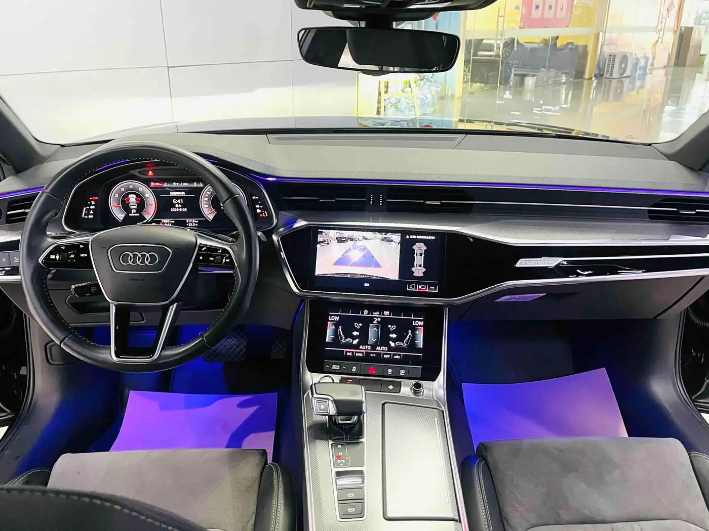 Audi A6L 2020 — Şəkil 10/11