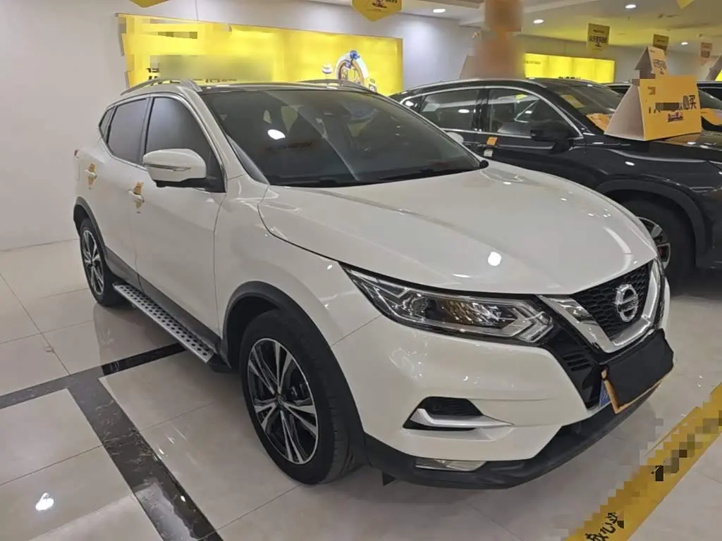 Nissan Qashqai 2023 — Фото 4/20