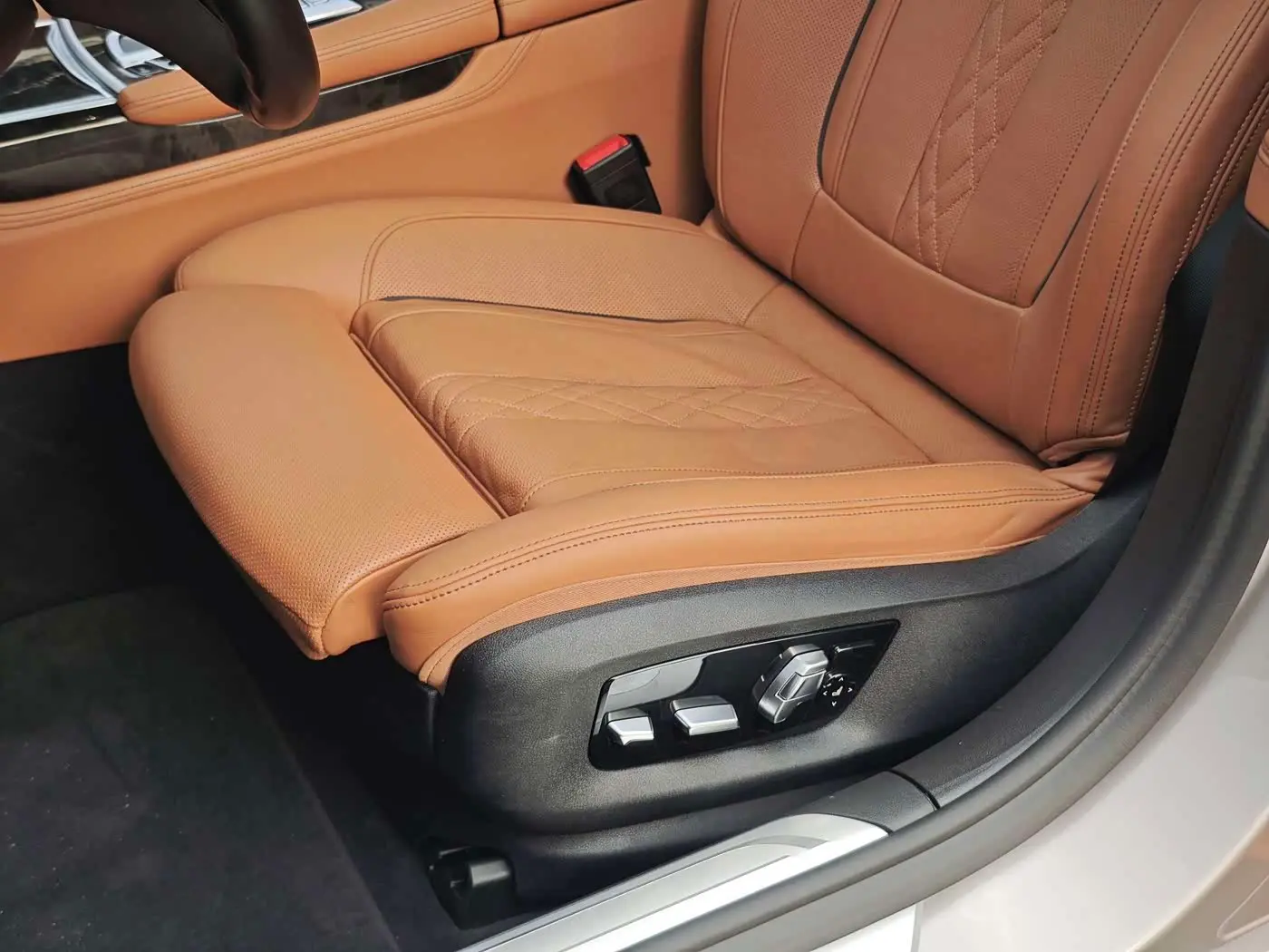 BMW 7 Series 2017 — Photo 11/20