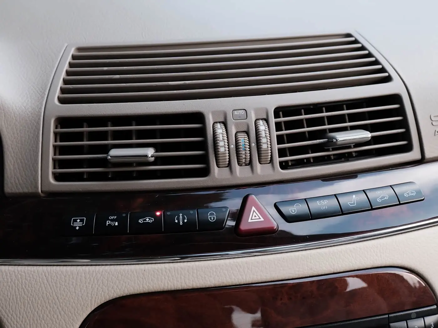 Mercedes-Benz S-Class 2005 — Фото 12/20
