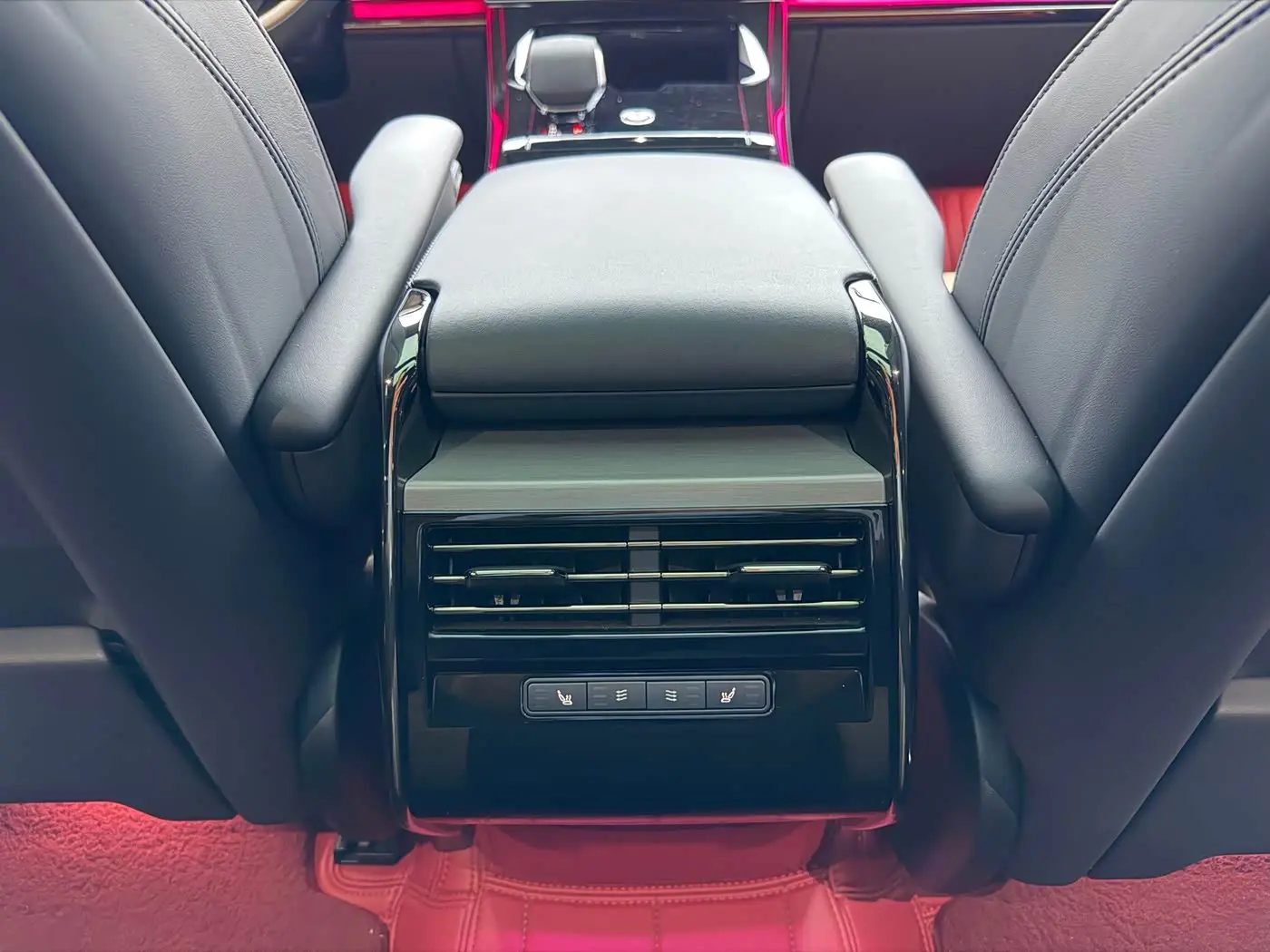Land Rover Range Rover Sport 2024 — Şəkil 16/19