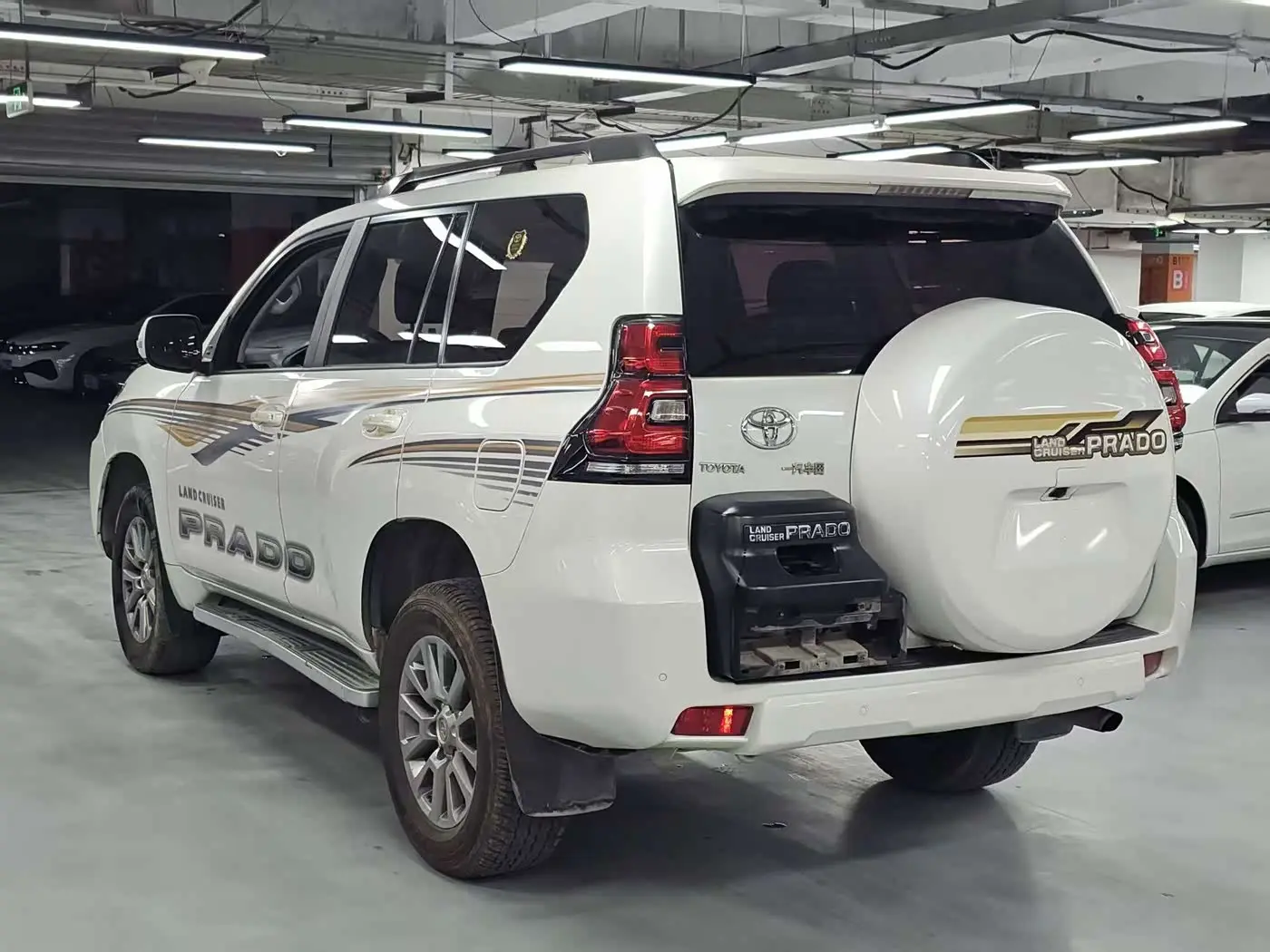 Toyota Prado 2018 — Photo 6/16