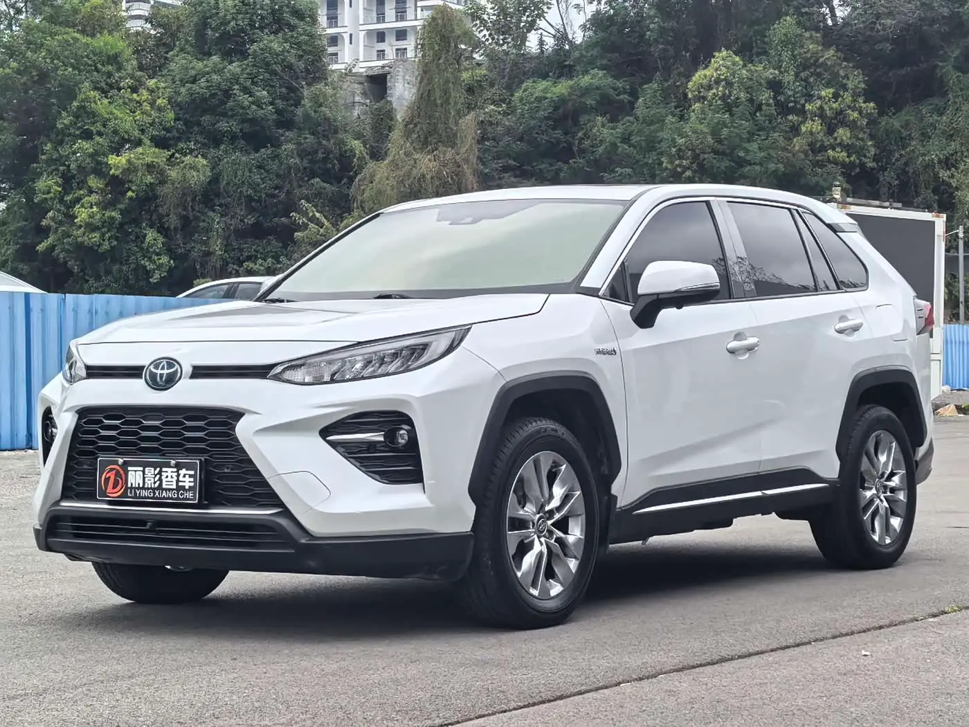 Toyota Wildlander 2020 — Фото 4/12