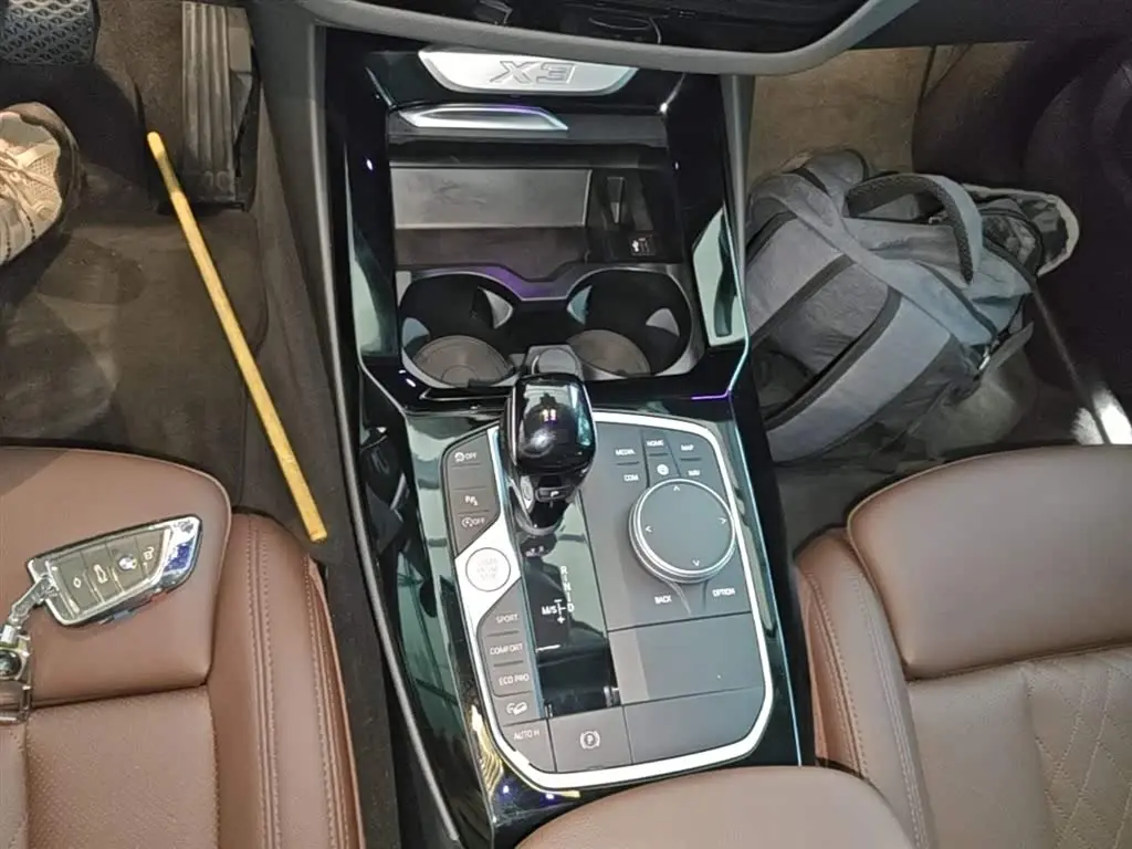 BMW X3 2022 — Photo 14/20