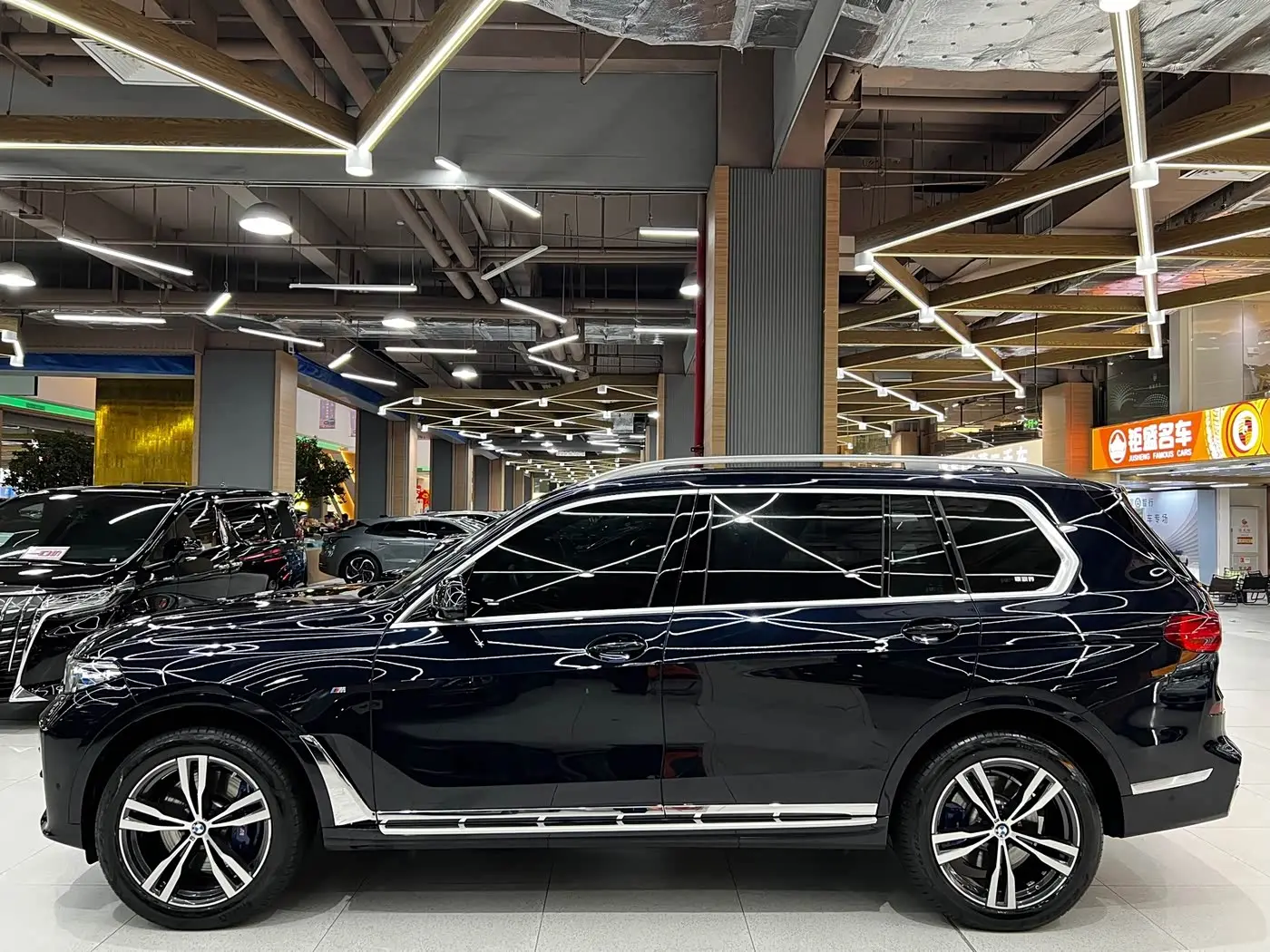 BMW X7 2020 — Photo 5/15