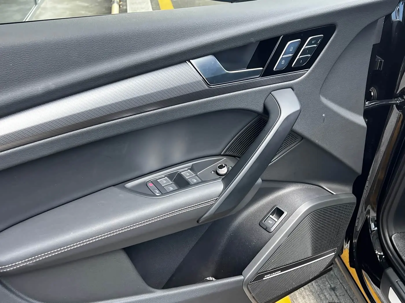 Audi Q5L 2025 — Şəkil 17/20