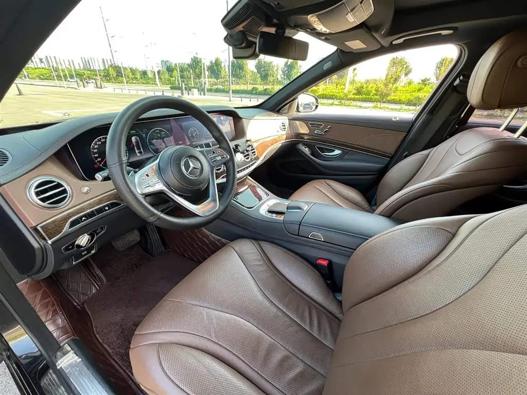 Mercedes-Benz S-Class 2019 — Photo 3/19
