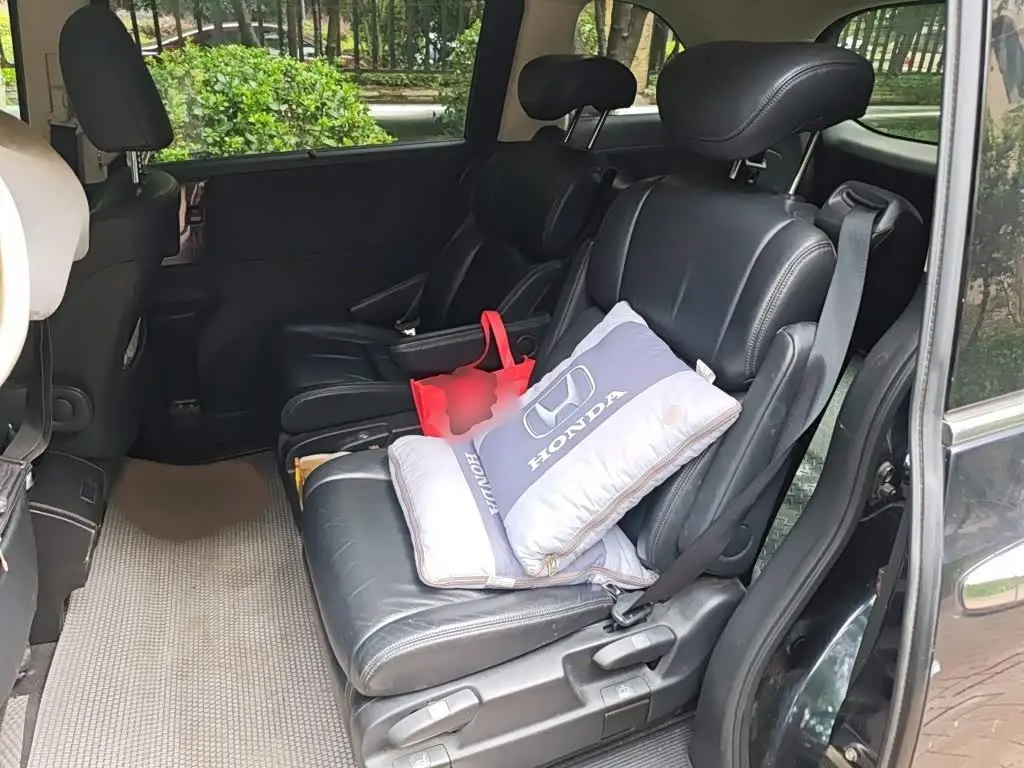 Honda Odyssey 2015 — Şəkil 15/20