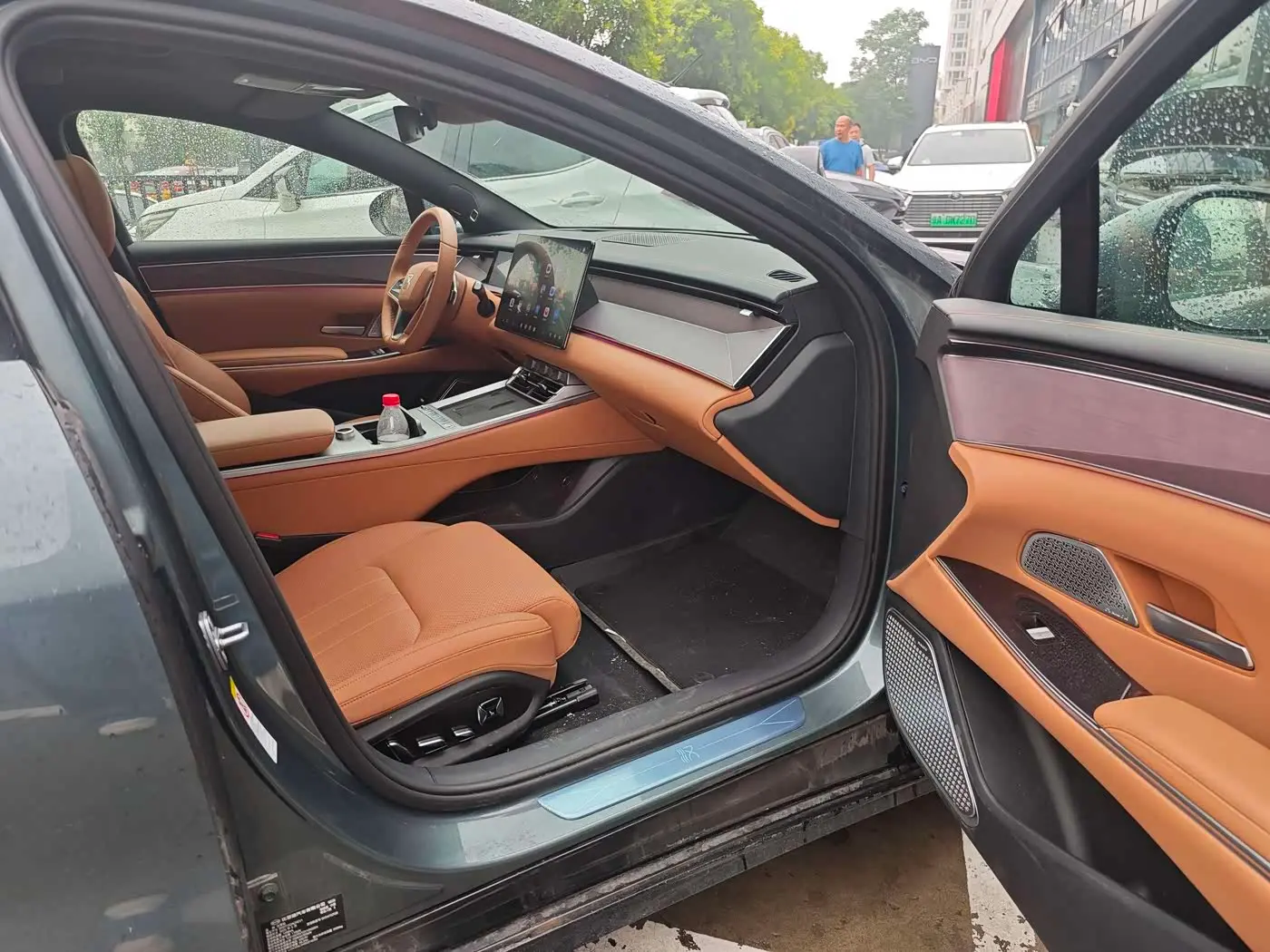 BYD Han L 2025 — Photo 6/18