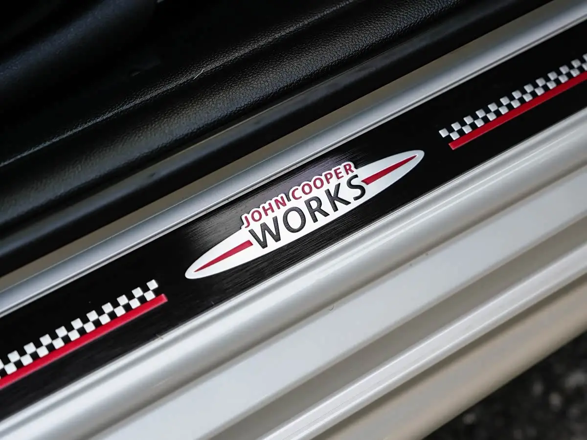 MINI JCW 2023 — Şəkil 15/19
