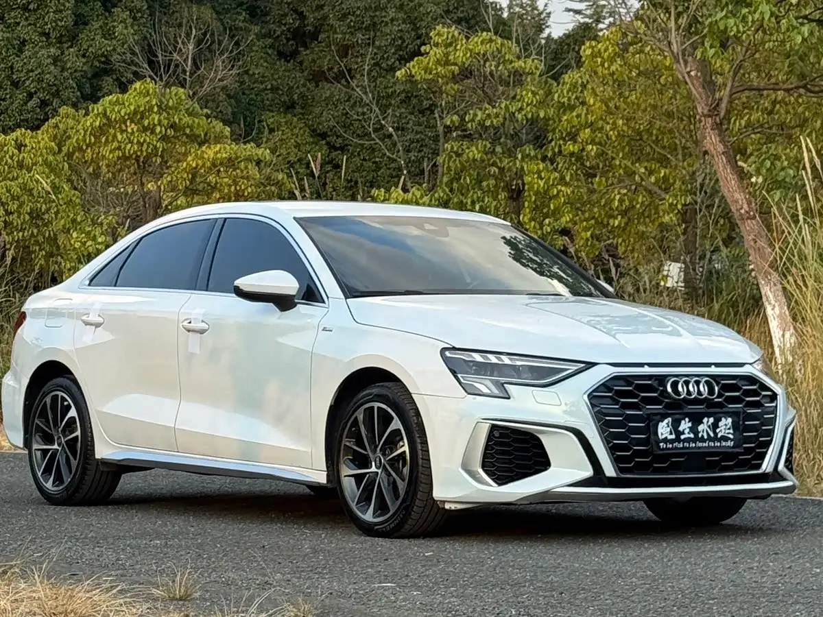 Audi A3 2022 — Photo 3/19