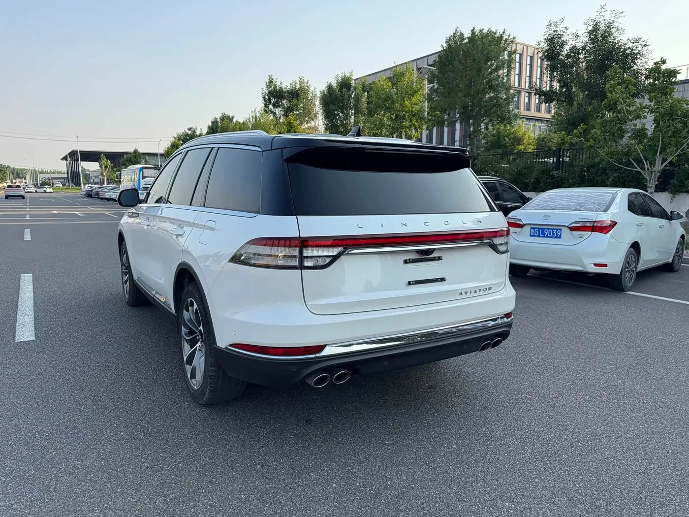 Lincoln Aviator 2020 — Photo 5/19