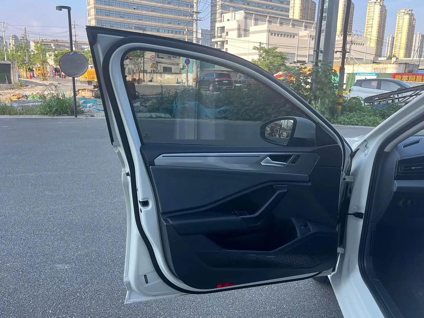 Volkswagen Sagitar 2024 — Photo 14/18