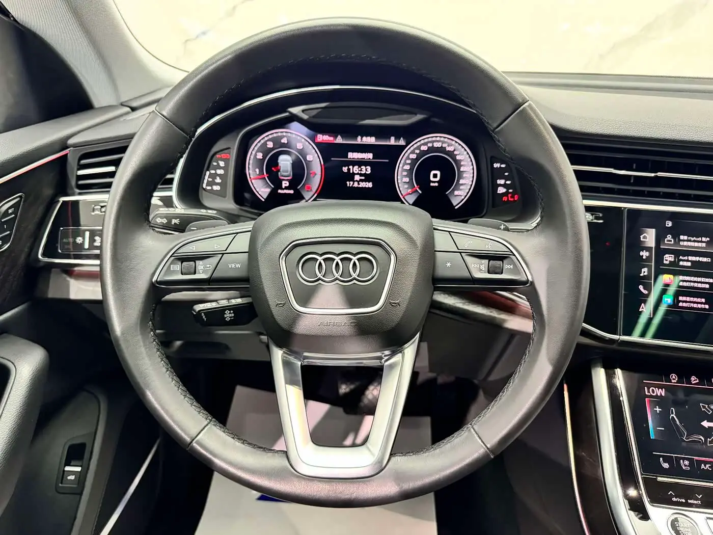 Audi Q8 2021 — Photo 12/20
